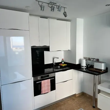 Hidden Gem At Luxurious Ocean Village Apartment Gibraltar